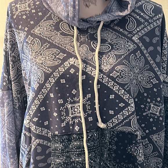 American Eagle oversize hoodie - Picture 4 of 4